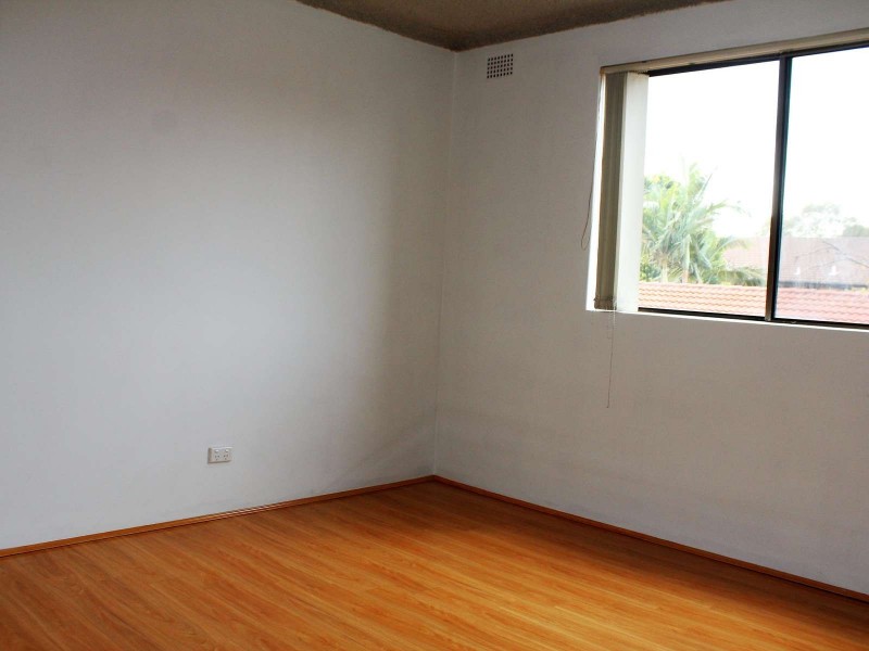 8/60 Harris Street, Fairfield NSW 2165