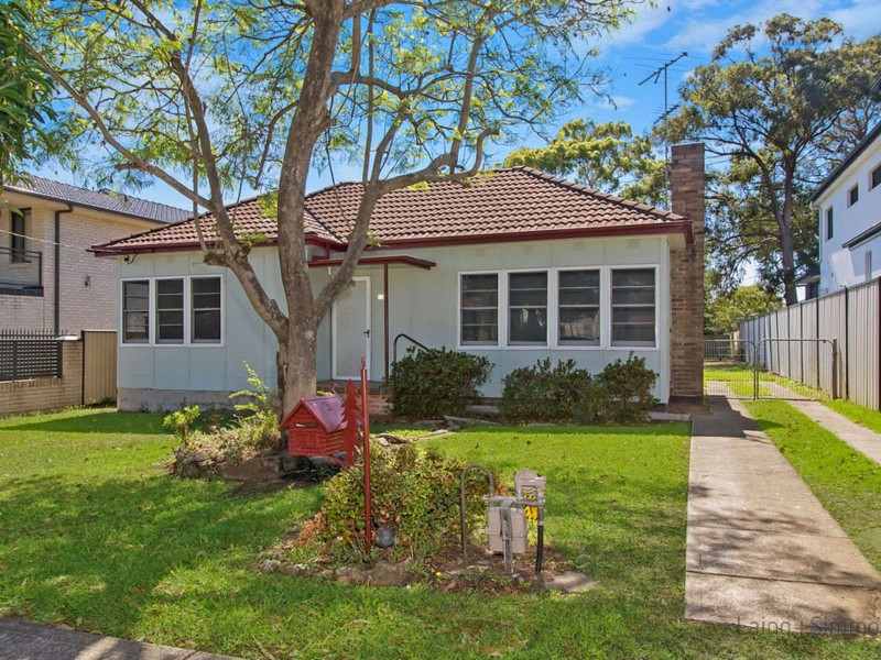 90 Mandarin Street, Villawood NSW 2163