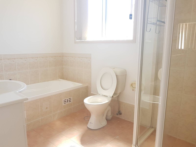 West Hoxton NSW 2171