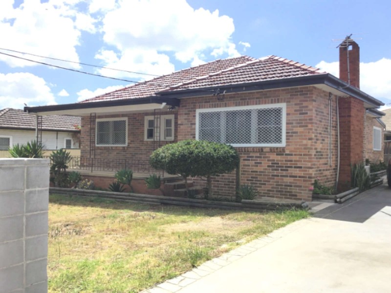 4 Levuka st, Cabramatta NSW 2166