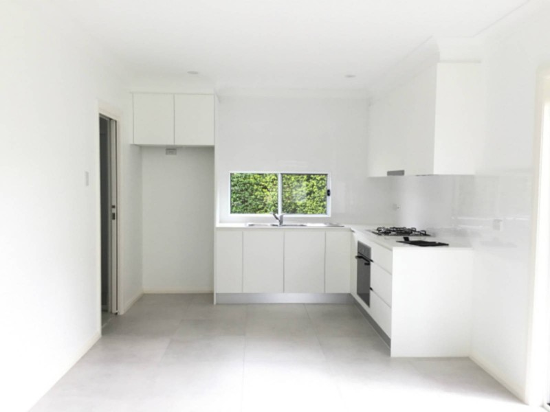 28A AIRLINE CRES, Cecil Hills NSW 2171