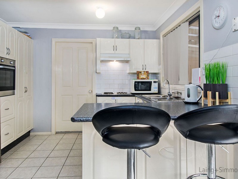 17 Bentinck Drive, Green Valley NSW 2168