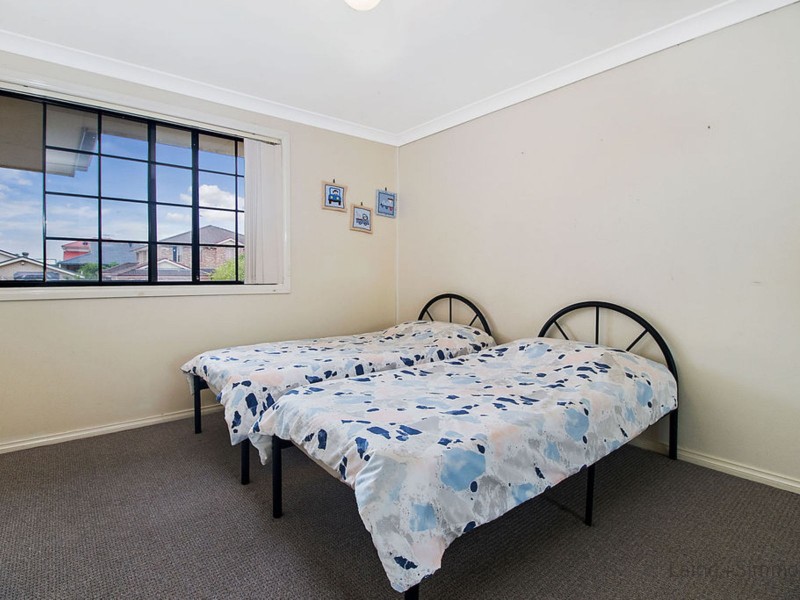 17 Bentinck Drive, Green Valley NSW 2168