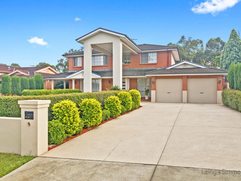 121 Edinburgh Circuit, Cecil Hills NSW 2171