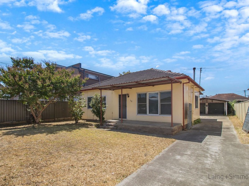 16 Cathcart Street, Fairfield NSW 2165