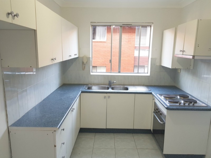 8/62A HAMILTON ROAD, Fairfield NSW 2165