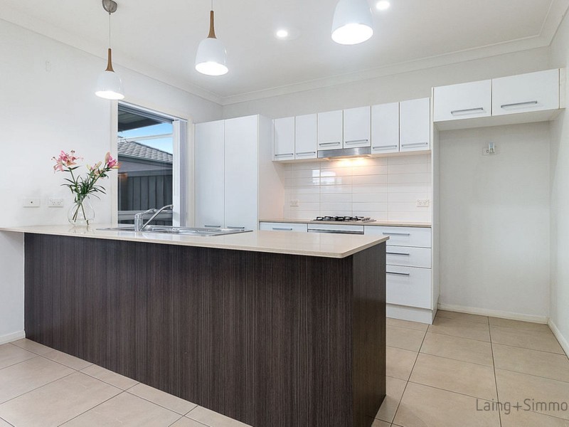 22 Truscott Avenue, Middleton Grange NSW 2171