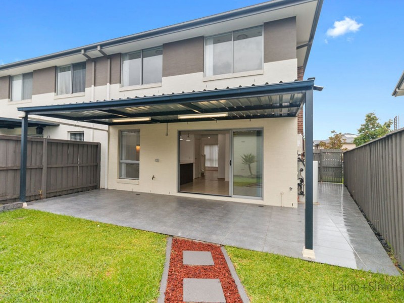 22 Truscott Avenue, Middleton Grange NSW 2171