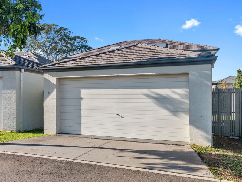 22 Truscott Avenue, Middleton Grange NSW 2171