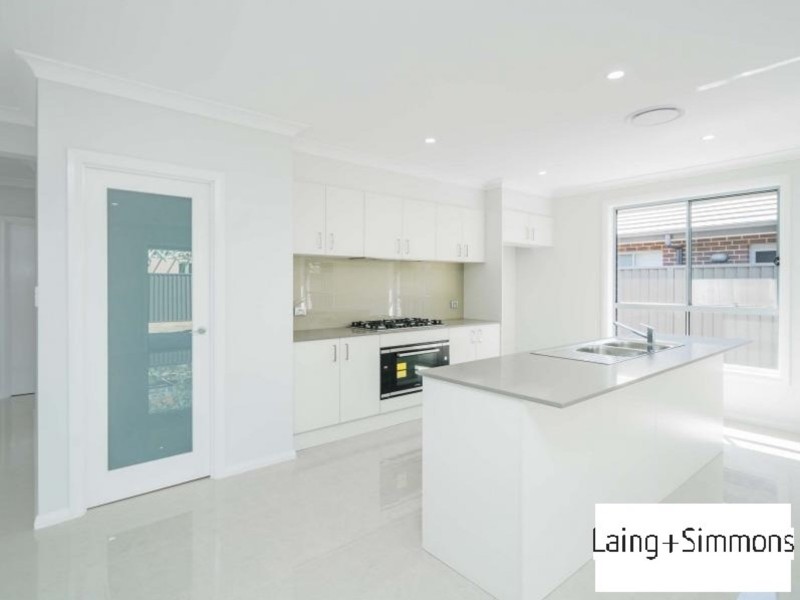 28 Phillips Avenue, Oran Park NSW 2570