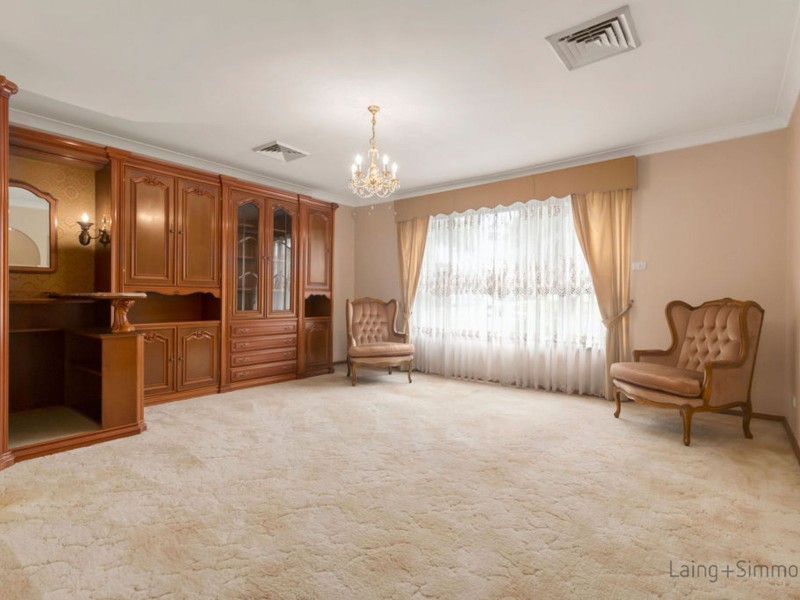 26 Salter Road, Bossley Park NSW 2176