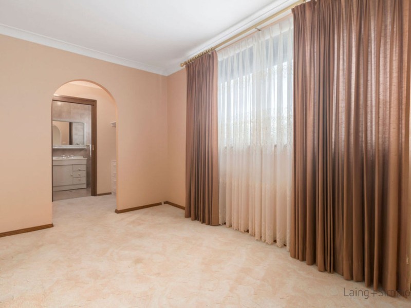 26 Salter Road, Bossley Park NSW 2176