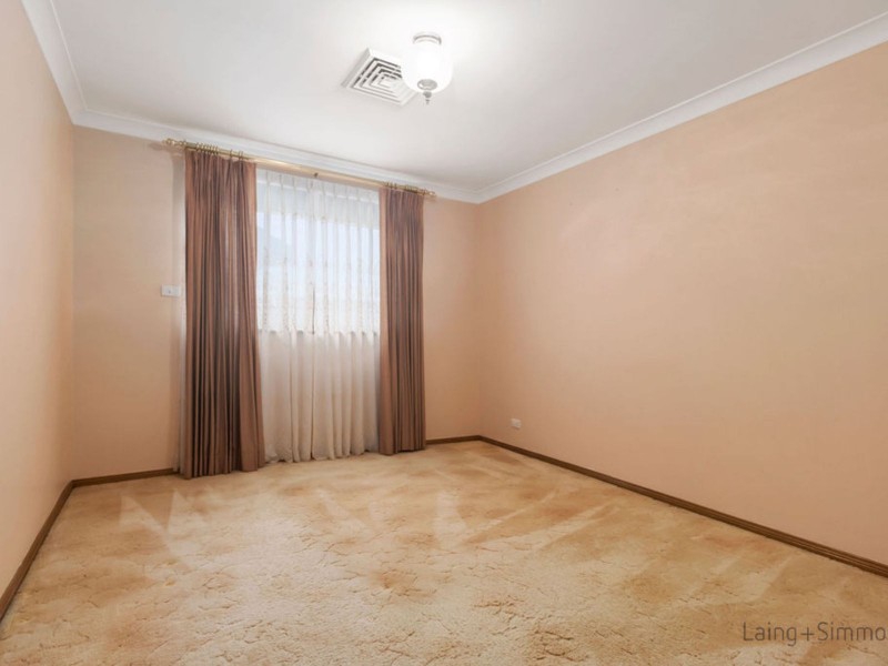 26 Salter Road, Bossley Park NSW 2176