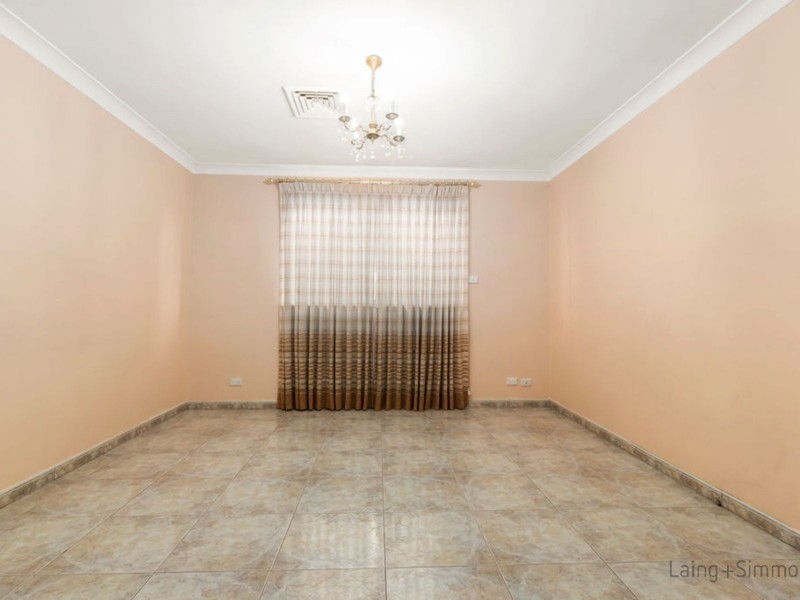 26 Salter Road, Bossley Park NSW 2176