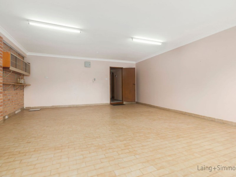 26 Salter Road, Bossley Park NSW 2176