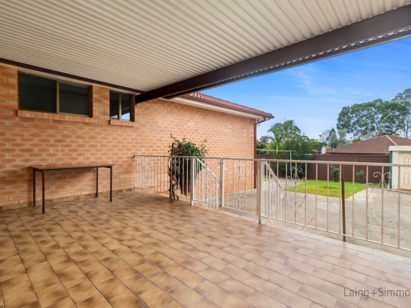 26 Salter Road, Bossley Park NSW 2176