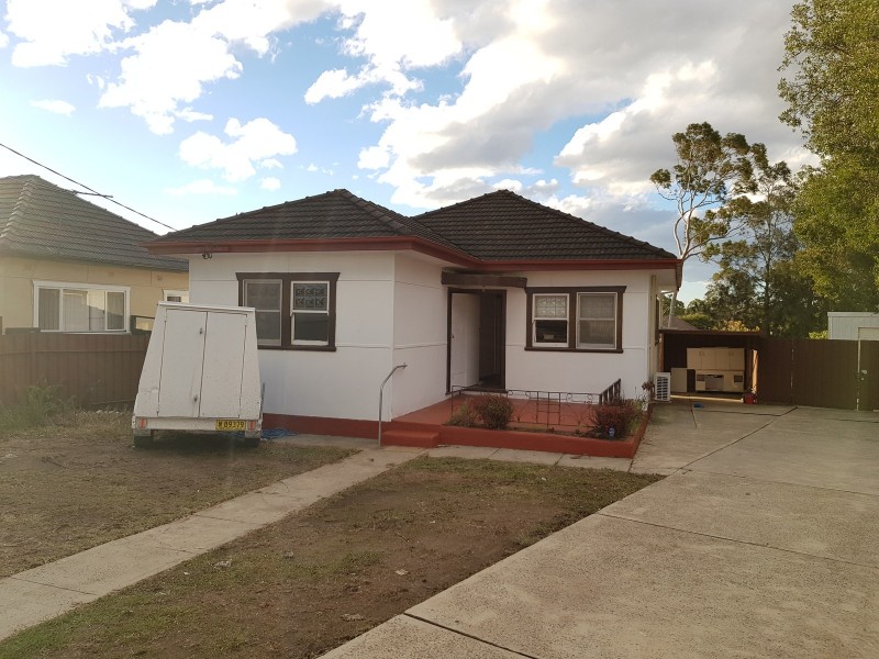 2- RICHARDSON STREET, Fairfield NSW 2165