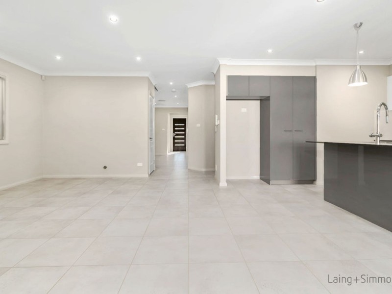 62- Bryant Avenue, Middleton Grange NSW 2171