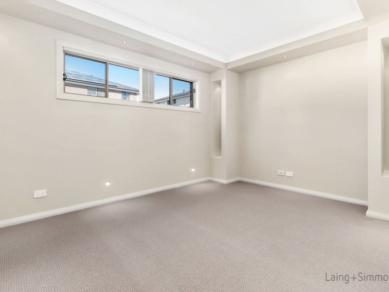 62- Bryant Avenue, Middleton Grange NSW 2171