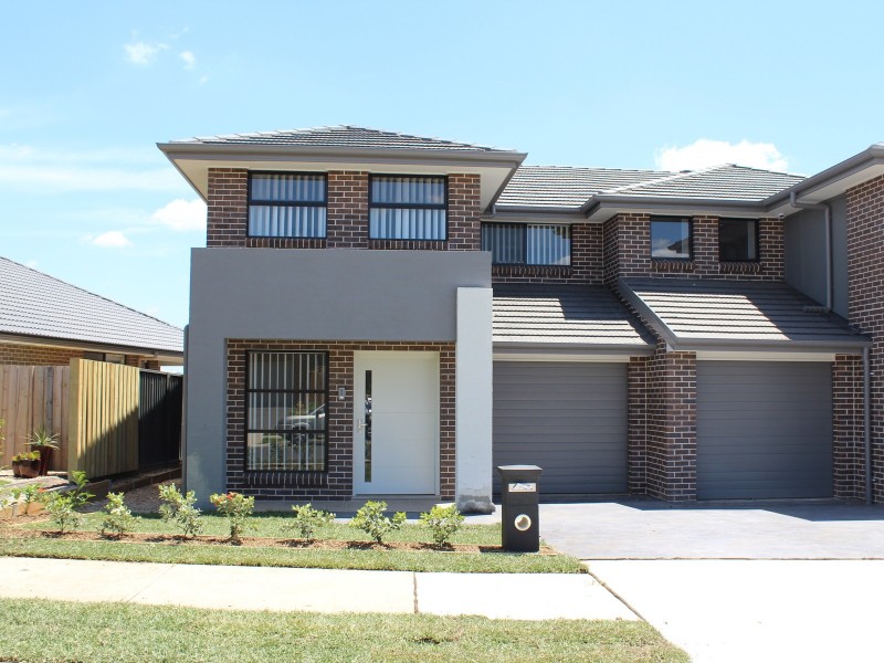2/123 Skaife Street, Oran Park NSW 2570