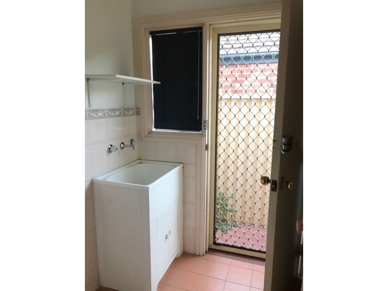 1B Inverell Avenue, Hinchinbrook NSW 2168