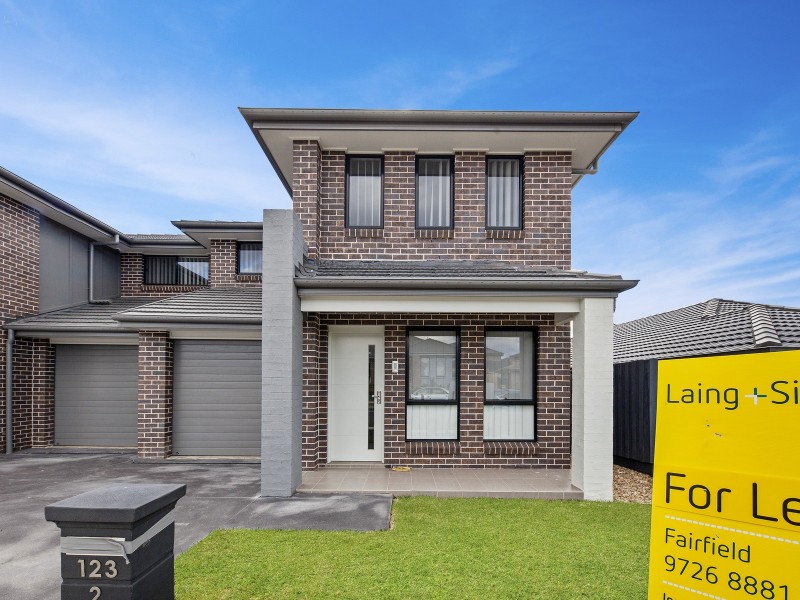 2/123 Skaife Street, Oran Park NSW 2570