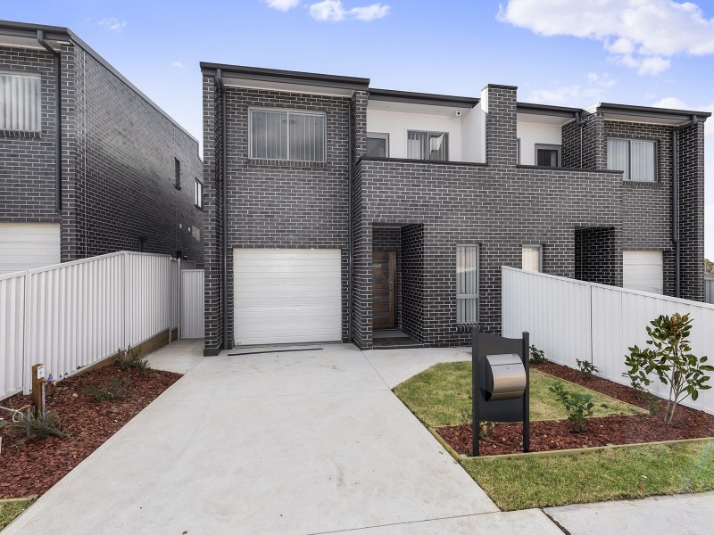 Lot 942 Little John Street, Middleton Grange NSW 2171