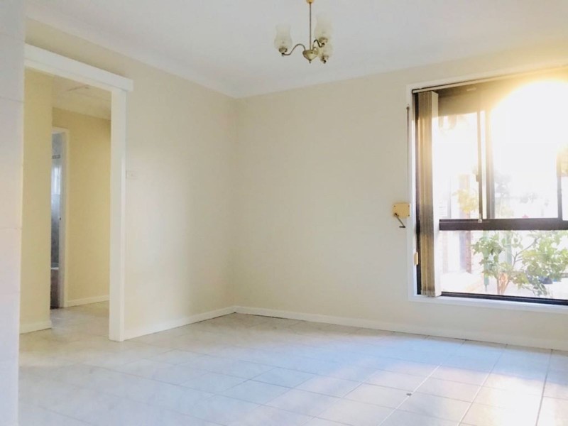 43 Innisfail Rd, Wakeley NSW 2176