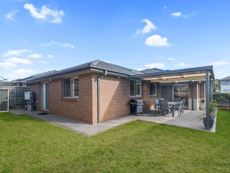 10 Hargrave Avenue, Middleton Grange NSW 2171