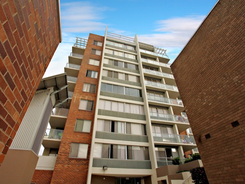 605-/13 Spencer Street, Fairfield NSW 2165