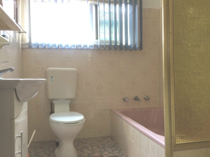 240 Fairfield Street, Fairfield East NSW 2165