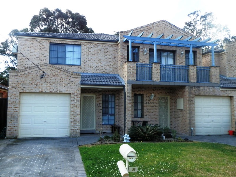 3B ROSEDALE ST, Canley Heights NSW 2166