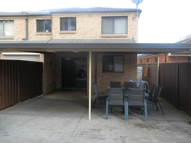 3B ROSEDALE ST, Canley Heights NSW 2166