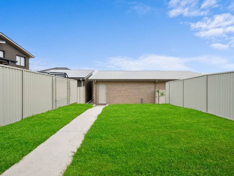 12 Marcus Loane Way, Oran Park NSW 2570