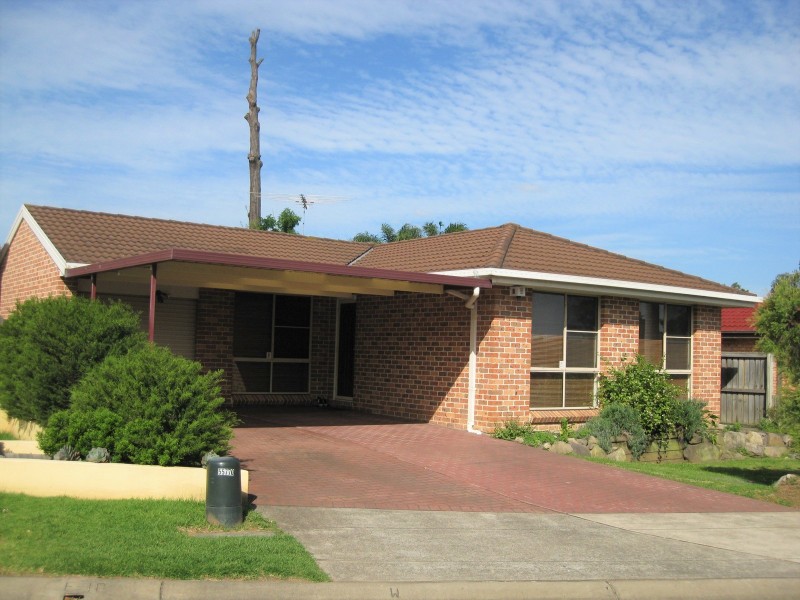 65 Mallacoota St, Wakeley NSW 2176