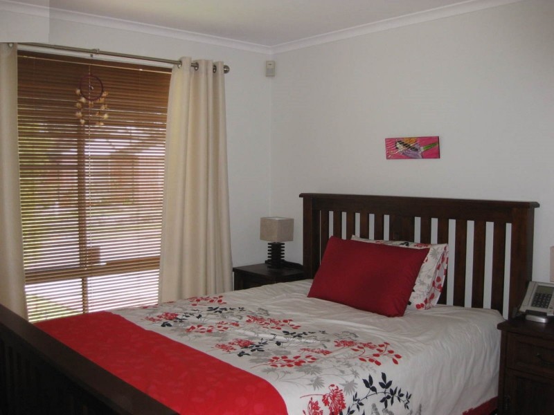 65 Mallacoota St, Wakeley NSW 2176