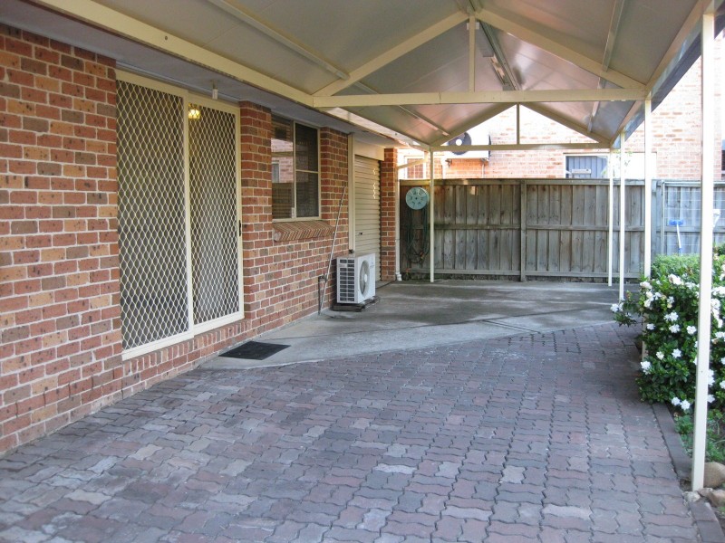 65 Mallacoota St, Wakeley NSW 2176