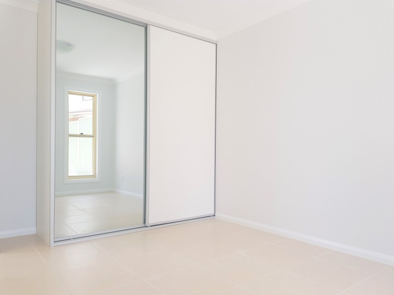 8A STRZLECKI CLOSE, Wakeley NSW 2176