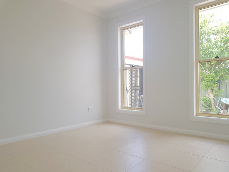 8A STRZLECKI CLOSE, Wakeley NSW 2176