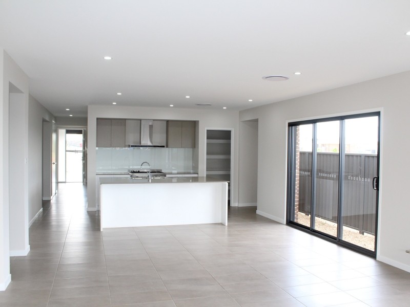 Lot 3024 Tonkin Way, Oran Park NSW 2570