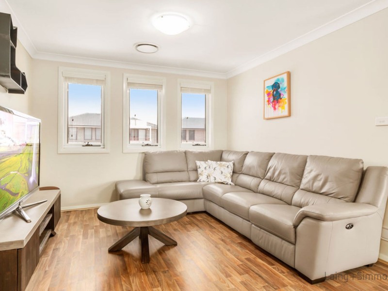 18 Byrock Place, Hinchinbrook NSW 2168