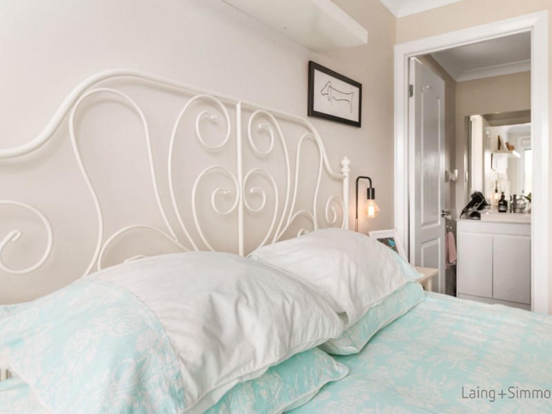 18 Byrock Place, Hinchinbrook NSW 2168