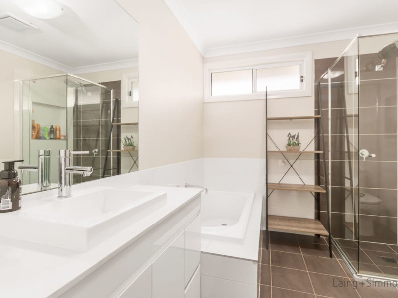 18 Byrock Place, Hinchinbrook NSW 2168