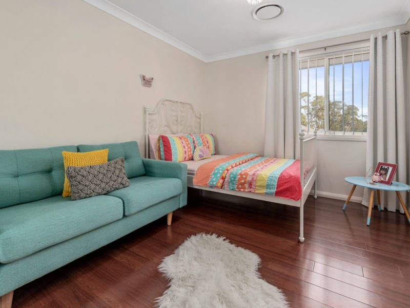 6 Elevon Street, Middleton Grange NSW 2171