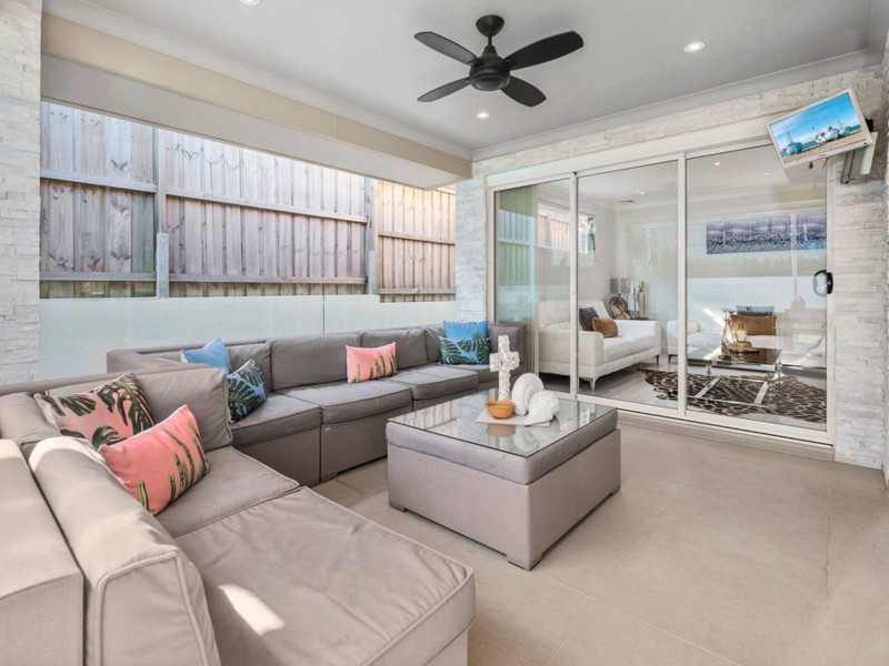 6 Elevon Street, Middleton Grange NSW 2171