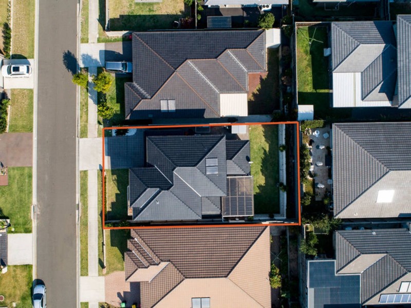 6 Elevon Street, Middleton Grange NSW 2171