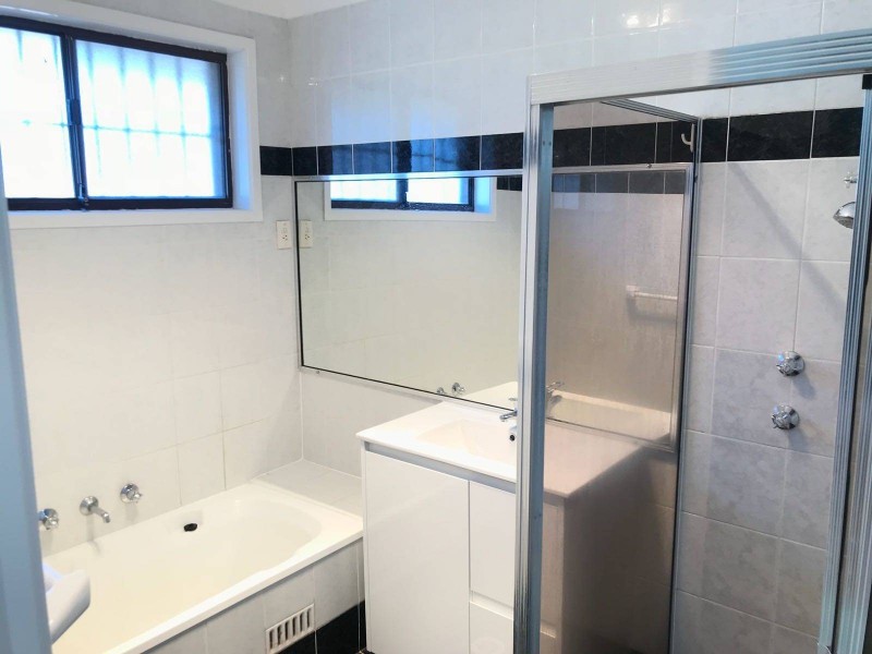 8 Strzlecki Close, Wakeley NSW 2176