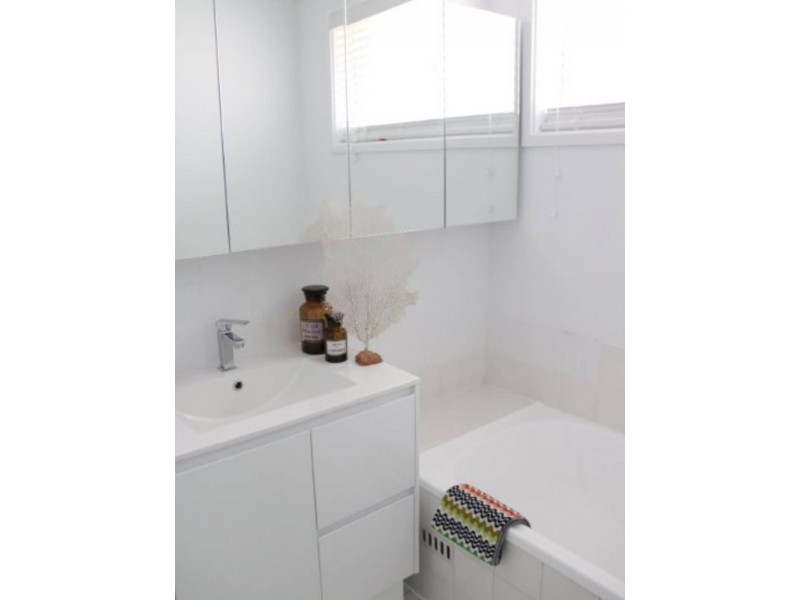 28 MACAULAY STREET, Wetherill Park NSW 2164