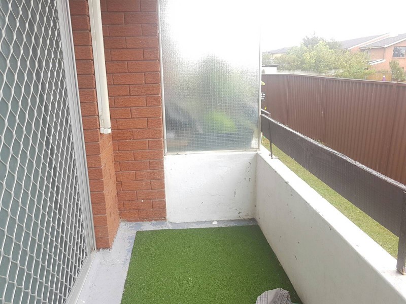 1/60 Hamilton Road, Fairfield NSW 2165