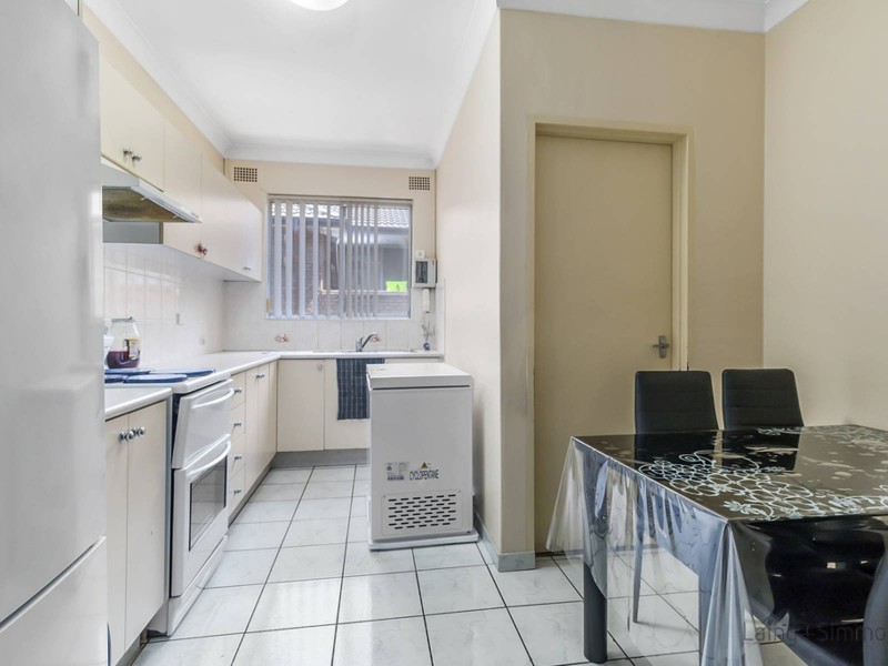 12/9 Lackey Street, Fairfield NSW 2165